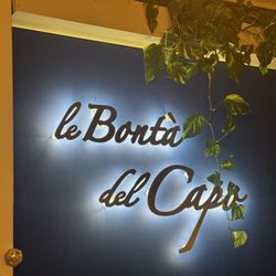 Le Bonta del Capo - Sign out front