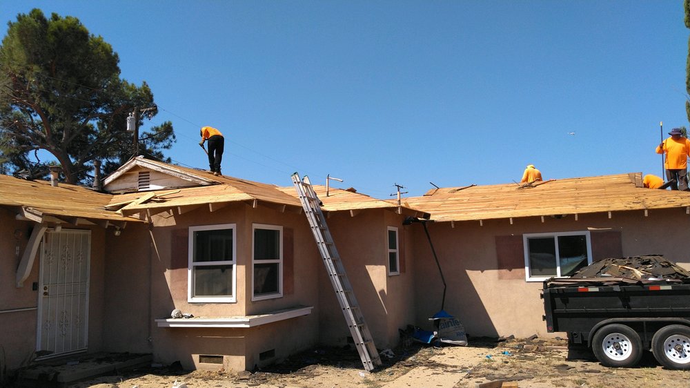 Slide of Bob's Roofing & Handyman