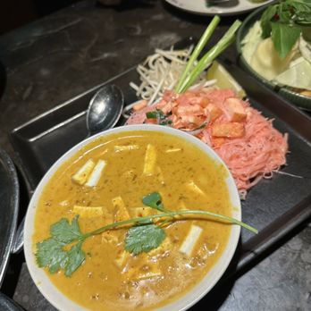ISARN THAI SOUL KITCHEN - Updated August 2025 - 368 Photos & 125 Reviews - 2125 Queen Anne Ave N