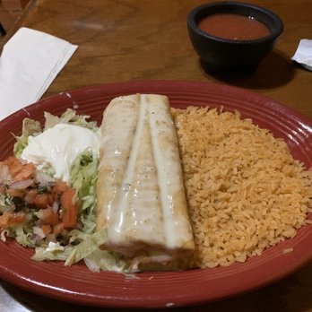 Mariachi's Mexican Grill - Chicken chimichanga - Mexican Near Me - Gulf Breeze, Florida