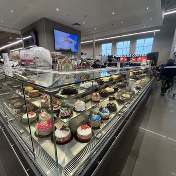 Hy-Vee - Bakery - Grocery Near Me - Eagan, Minnesota