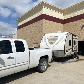 Discount Tire - Trailers go to a back bay. - Tires Near Me - Harker Heights, Texas Discount Tire - Trailers go to a back bay. - Tires Near Me - Harker Heights, Texas