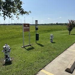 Ben J. Rogers Regional Visitors Center - Dog area