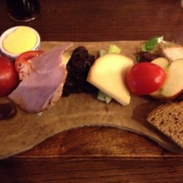 Really great ploughman's! Really great ploughman's!