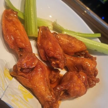 Miller's Ale House - Wings are decent - Sports Bars Near Me - Davenport, Florida Miller's Ale House - Wings are decent - Sports Bars Near Me - Davenport, Florida