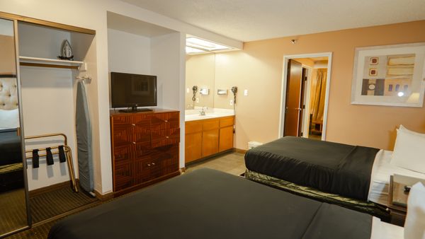 Penthouse Accommodations In Victorville Reference: Gt Hotels Inn Suites Updated April 2026