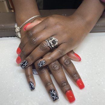 Top Nails - Full acrylic set w/ design - Nail Salons Near Me - Oak Creek, Wisconsin