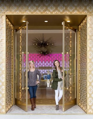 Kendra Scott by null