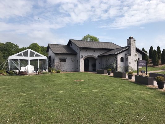 Aurora Cellars by null