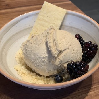 Andare Kitchen & Bar - Pistachio gelato - Pizza Near Me - Seattle, Washington Andare Kitchen & Bar - Pistachio gelato - Pizza Near Me - Seattle, Washington