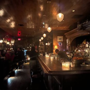 Old Man Bar - people sitting at the bar - Bars Near Me - Culver City, California Old Man Bar - people sitting at the bar - Bars Near Me - Culver City, California