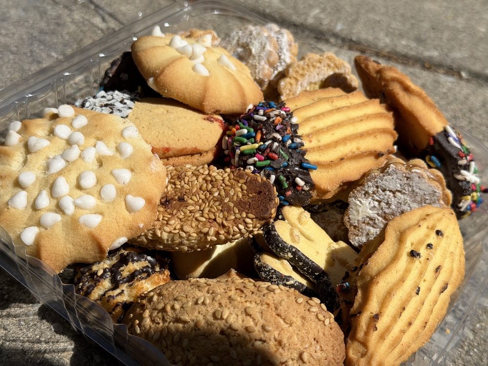 Sarcone’s Bakery Logo