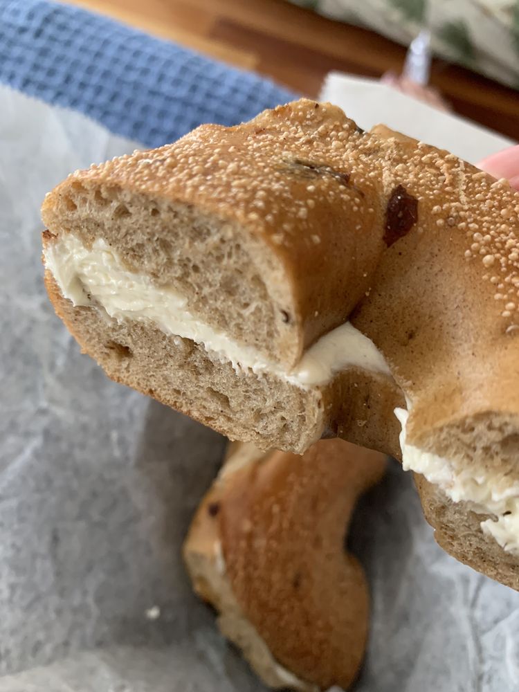 THE BAGEL HOLE 40 Photos & 107 Reviews 64 Princeton Hightstown Rd
