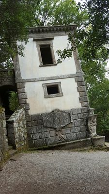 Sacro Bosco by null