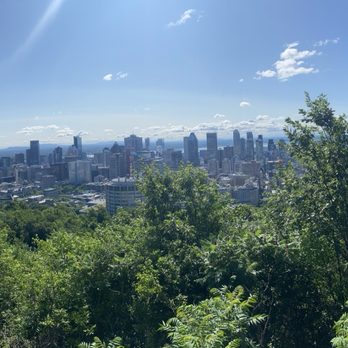 Chalet du Mont-Royal - What a view! - Landmarks & Historical Buildings Near Me - Montreal, Quebec Chalet du Mont-Royal - What a view! - Landmarks & Historical Buildings Near Me - Montreal, Quebec