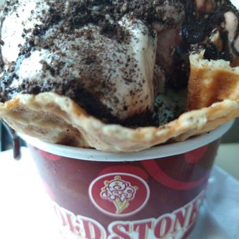 Cold Stone Creamery - Mint, Chocolate, and Peanut Butter Cookie Dough Ice Cream, with chocolate drizzle and Oreo sprinkle, in a fresh waffle bowl. - Ice Cream & Frozen Yogurt Near Me - Decatur, Georgia
