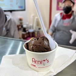 Arnie's Creamery - Milk Chocolate