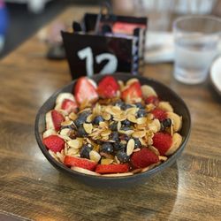 The Nest Cafe - Açaí bowl