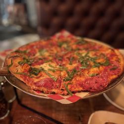 Taverna Rossa - The Bee's Knees!