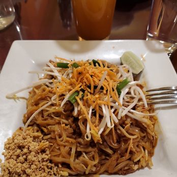 Thai Lotus - Pad Thai combo - Thai Near Me - Reno, Nevada Thai Lotus - Pad Thai combo - Thai Near Me - Reno, Nevada