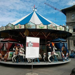 Rösslirytschuel, Karussell auf der Gemüsebrücke