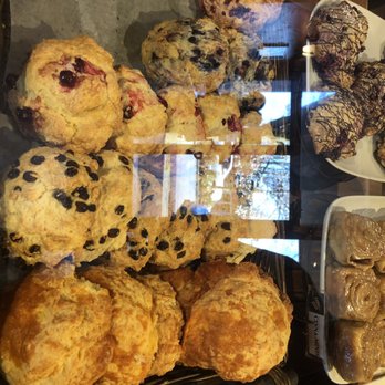 The Bakehouse in Dundarave - Bakeries Near Me - Vancouver, British Columbia