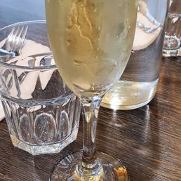 GLS Sparkling Wine ($10) GLS Sparkling Wine ($10)