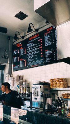 Burgers & Shakes by null