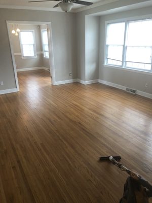 Routine on move in/out services - This service is ideal for move in/out services which include all areas in the property leaving the property in perfect conditions for new owner or tenants, additional services like carpet shampoo washing and wax on wood floors available
