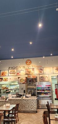 Ozzy's Grill & Cafe by null