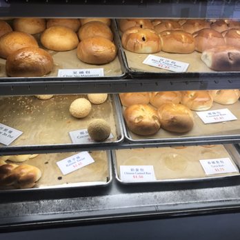 Lee's Bakery & Kitchen - Donuts Near Me - Honolulu, Hawaii Lee's Bakery & Kitchen - Donuts Near Me - Honolulu, Hawaii