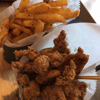 Teas'n You - Garlic fries & basil popcorn chicken; about a 10 minute wait for food. - Bubble Tea Near Me - Vienna, Virginia Teas'n You - Garlic fries & basil popcorn chicken; about a 10 minute wait for food. - Bubble Tea Near Me - Vienna, Virginia