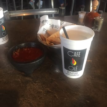Cafe Olé - Chips and salsa and a take home cup - Mexican Near Me - Memphis, Tennessee Cafe Olé - Chips and salsa and a take home cup - Mexican Near Me - Memphis, Tennessee