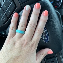 Wonder Nails - Definitely not almond- but they looked good the first few days only....