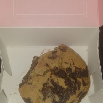 Night Owl Cookies - 4.10.23 The Brookie - Desserts Near Me - Pembroke Pines, Florida Night Owl Cookies - 4.10.23 The Brookie - Desserts Near Me - Pembroke Pines, Florida