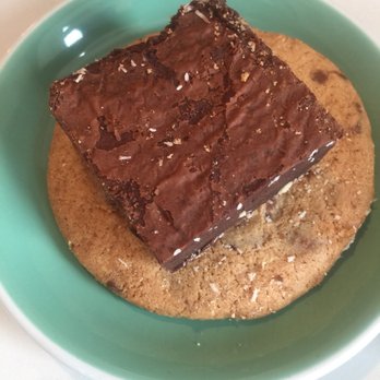 Bluestone Lane Hoboken Café - Cookie and brownie - Coffee & Tea Near Me - Hoboken, New Jersey Bluestone Lane Hoboken Café - Cookie and brownie - Coffee & Tea Near Me - Hoboken, New Jersey