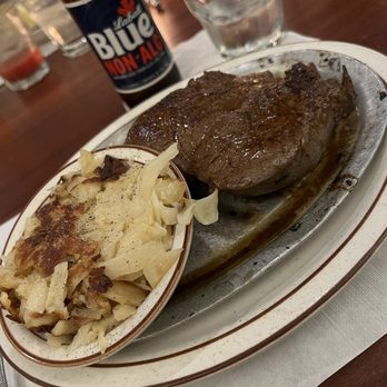 Rene's Dining Room - Tenderloin 10oz with Hash Browns - American Near Me - Crivitz, Wisconsin