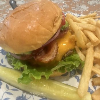 The Cup Cafe - Bacon Avocado Burger - Breakfast & Brunch Near Me - Reno, Nevada