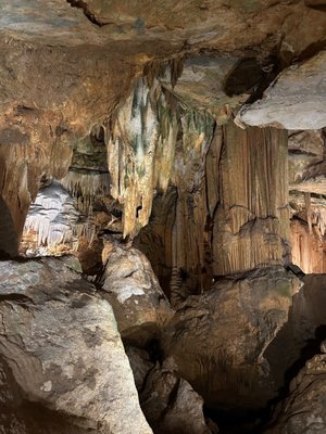 Luray Caverns by null