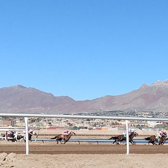 Sunland Park Race Track & Casino - Horse racing - Race Tracks Near Me - Sunland Park, New Mexico Sunland Park Race Track & Casino - Horse racing - Race Tracks Near Me - Sunland Park, New Mexico