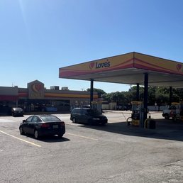 Exterior photo of Love's Travel Stop - Dallas, Texas Exterior photo of Love's Travel Stop - Dallas, Texas