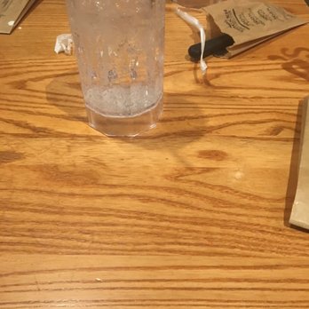 Chili's - No appetizers on table :( - Bars Near Me - Shelby Township, Michigan