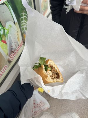 Nhu Lan Bakery & Sandwiches by null