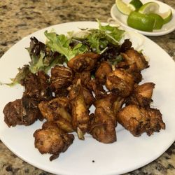La Casa Del Mofongo - CHICHARON DE POLLO CON HUESO