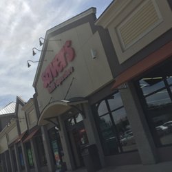 Post Road Plaza - Marlborough Post Rd Plaza -- 222-230 East Main Street / Route 20, Marlborough              Plaza