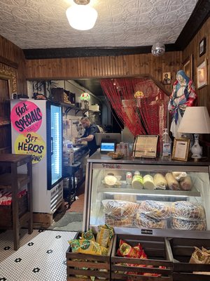 Regina's Grocery - Mulberry by null