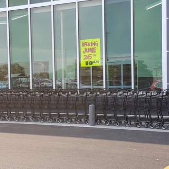 Farmer's Best Market - The front of Farmer's Best Market. June 26 Grand Opening - Grocery Near Me - Chicago, Illinois Farmer's Best Market - The front of Farmer's Best Market. June 26 Grand Opening - Grocery Near Me - Chicago, Illinois