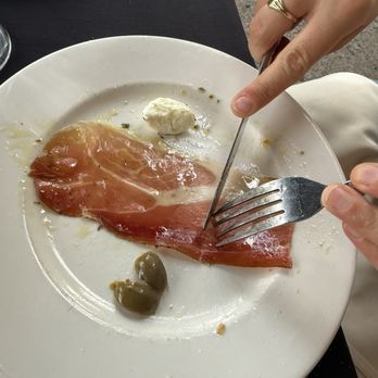 Etna Restaurant & Wine Bar - Delicious - Italian Near Me - Cleveland, Ohio