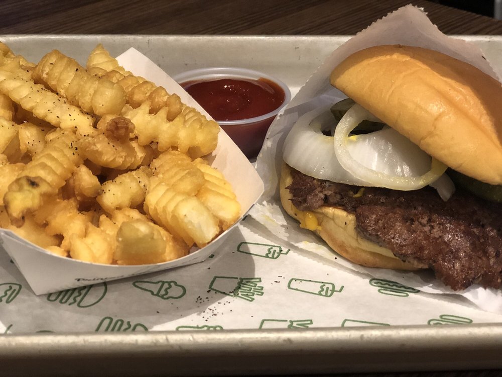 SHAKE SHACK KOP OUTSIDE OF MALL 329 Photos & 481 Reviews 160 N