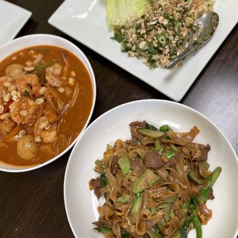 Suphan Thai Cuisine - Larb, massaman curry with shrimp, and pad seew with beef. - Thai Near Me - Virginia Beach, Virginia Suphan Thai Cuisine - Larb, massaman curry with shrimp, and pad seew with beef. - Thai Near Me - Virginia Beach, Virginia